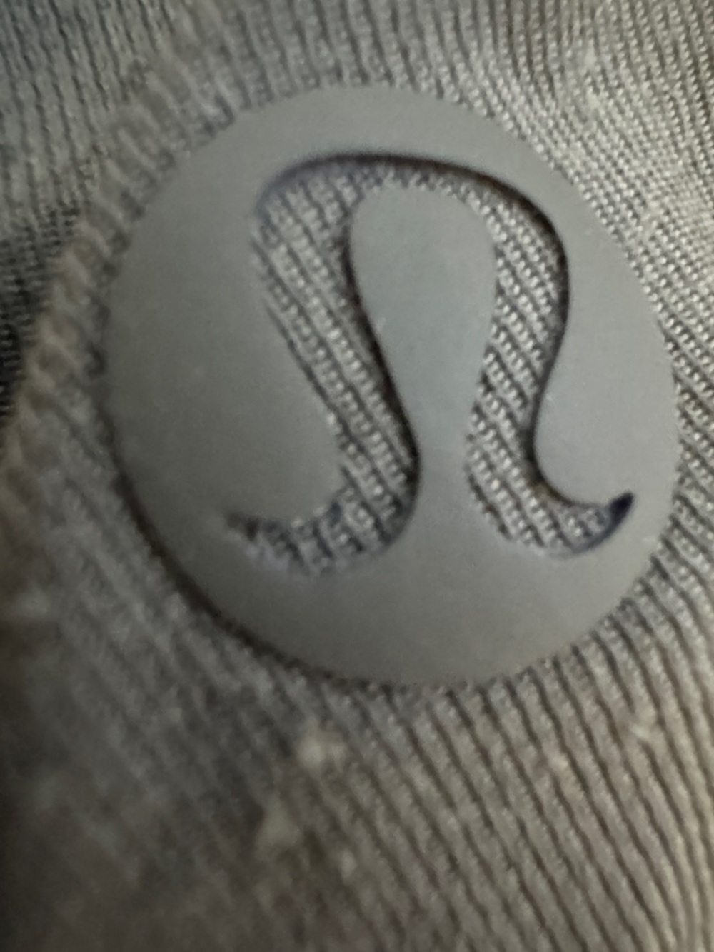 lululemon women’s green cargo capri pants